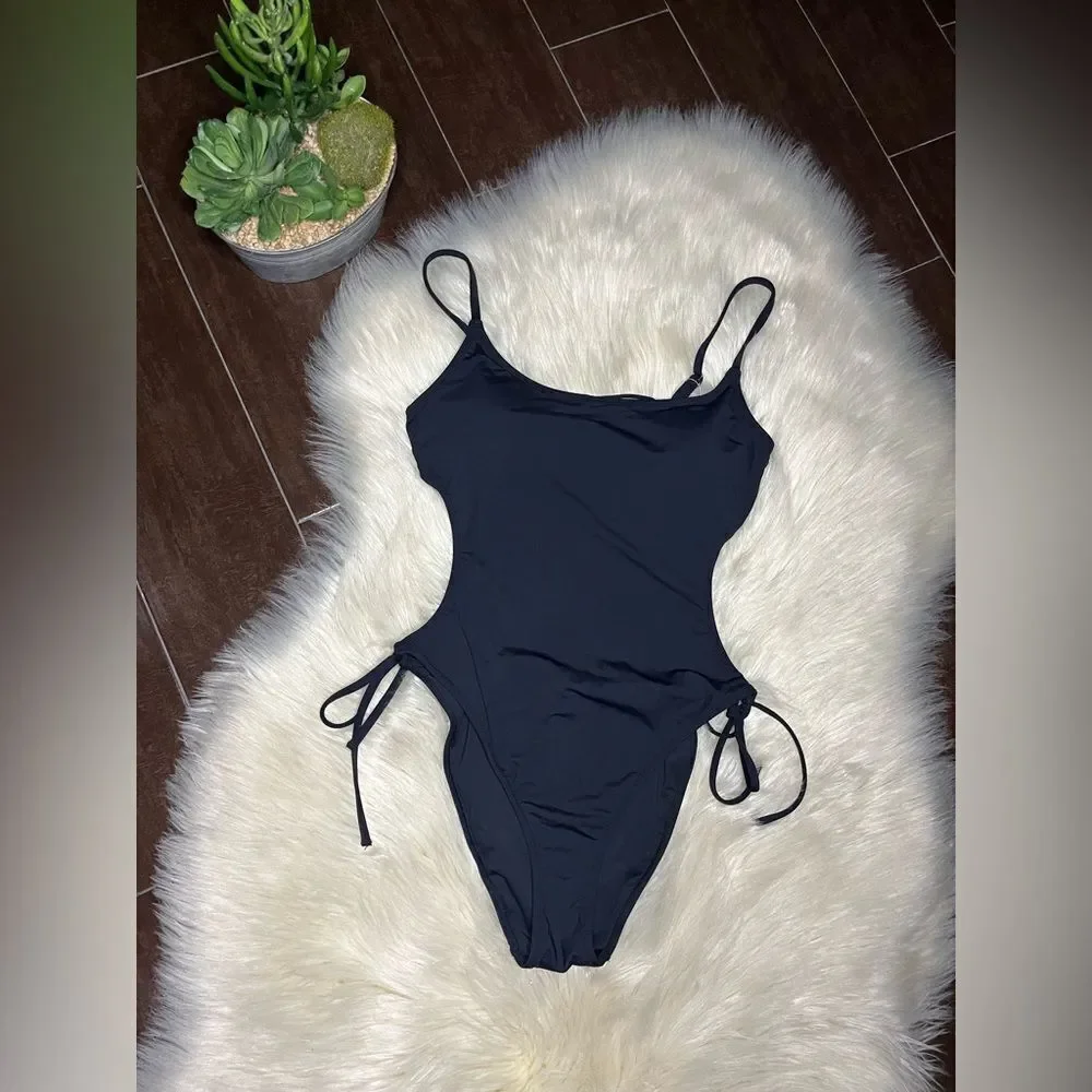 DOBREVA black One Piece Strappy Backless Swimsuit Sz Medium (8/10)
